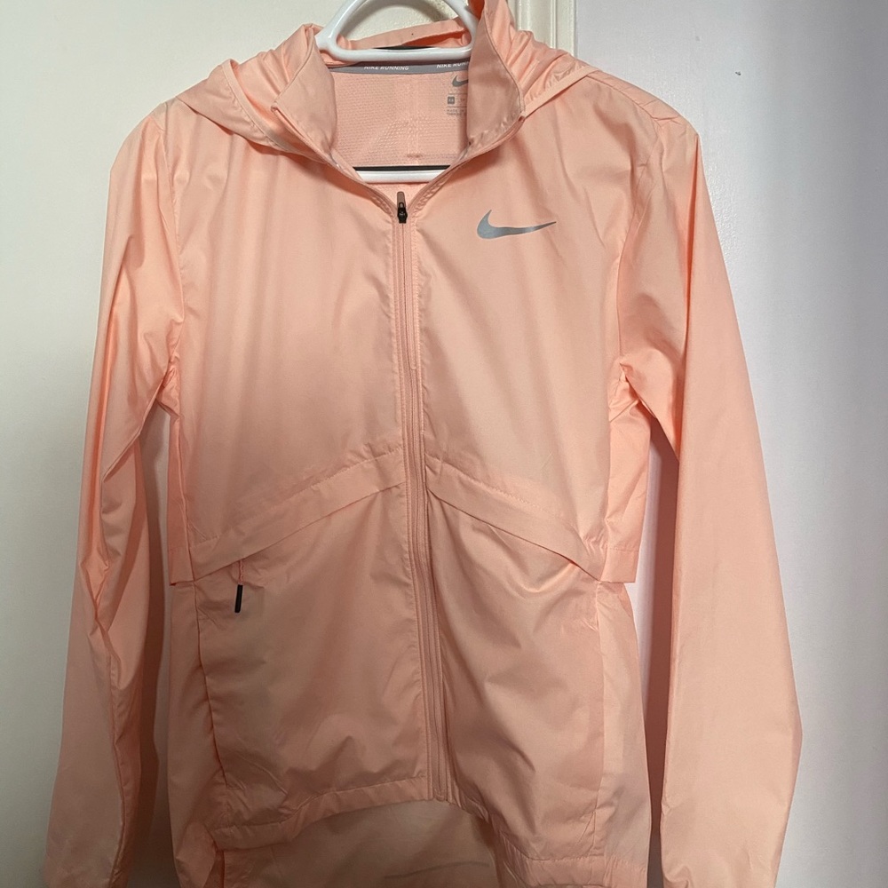 Nike wind breaker